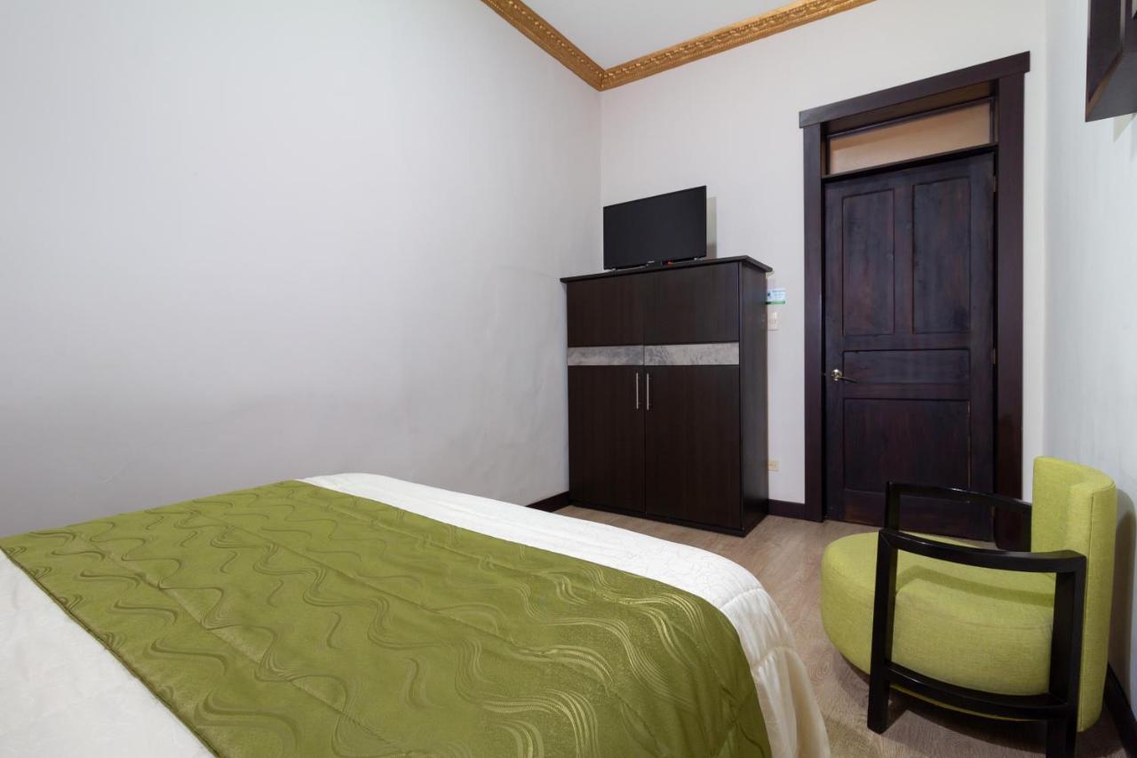 קואנקה Hotel Majestic 2 By Hhg מראה חיצוני תמונה
